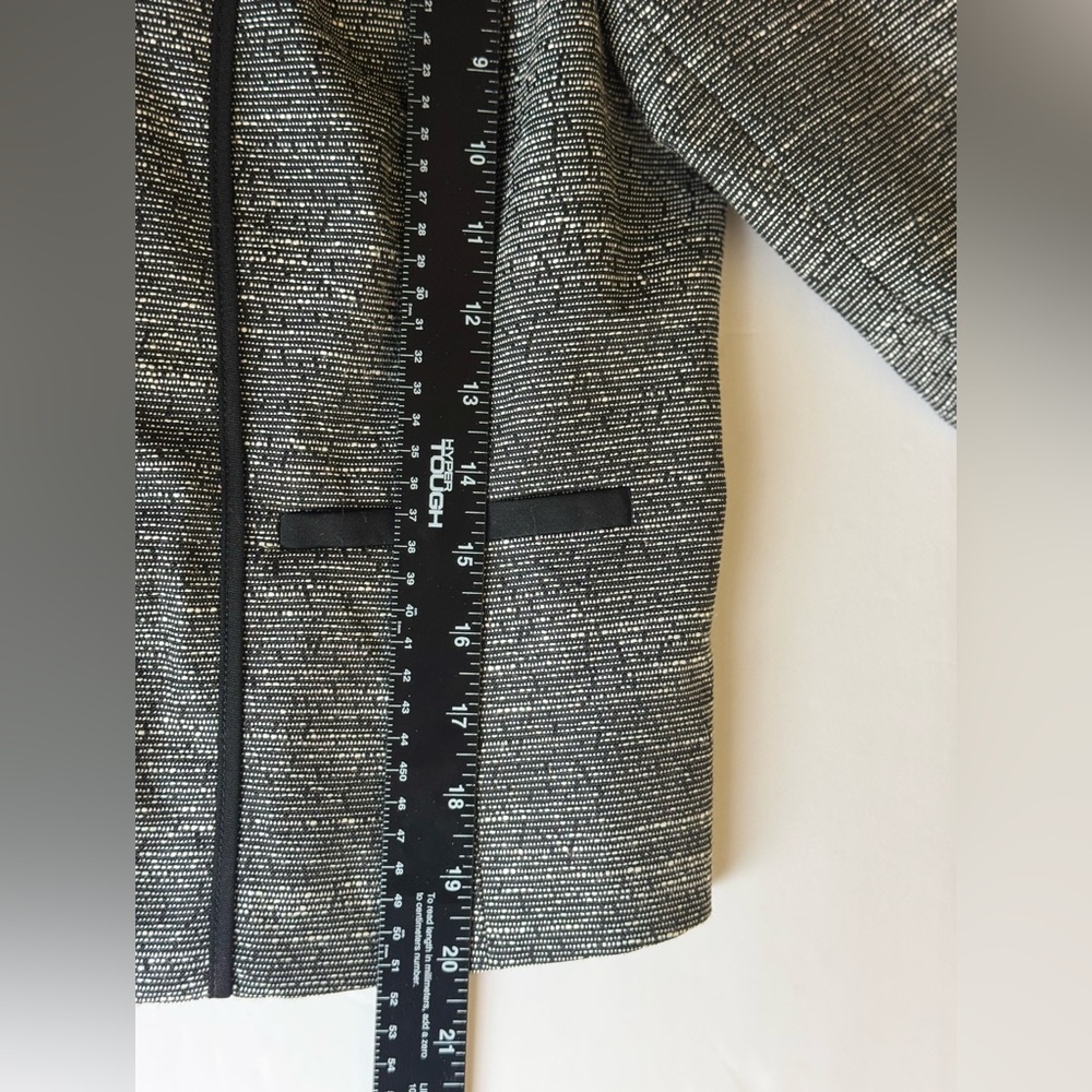 Vince Camuto Blazer - Picture 6 of 7